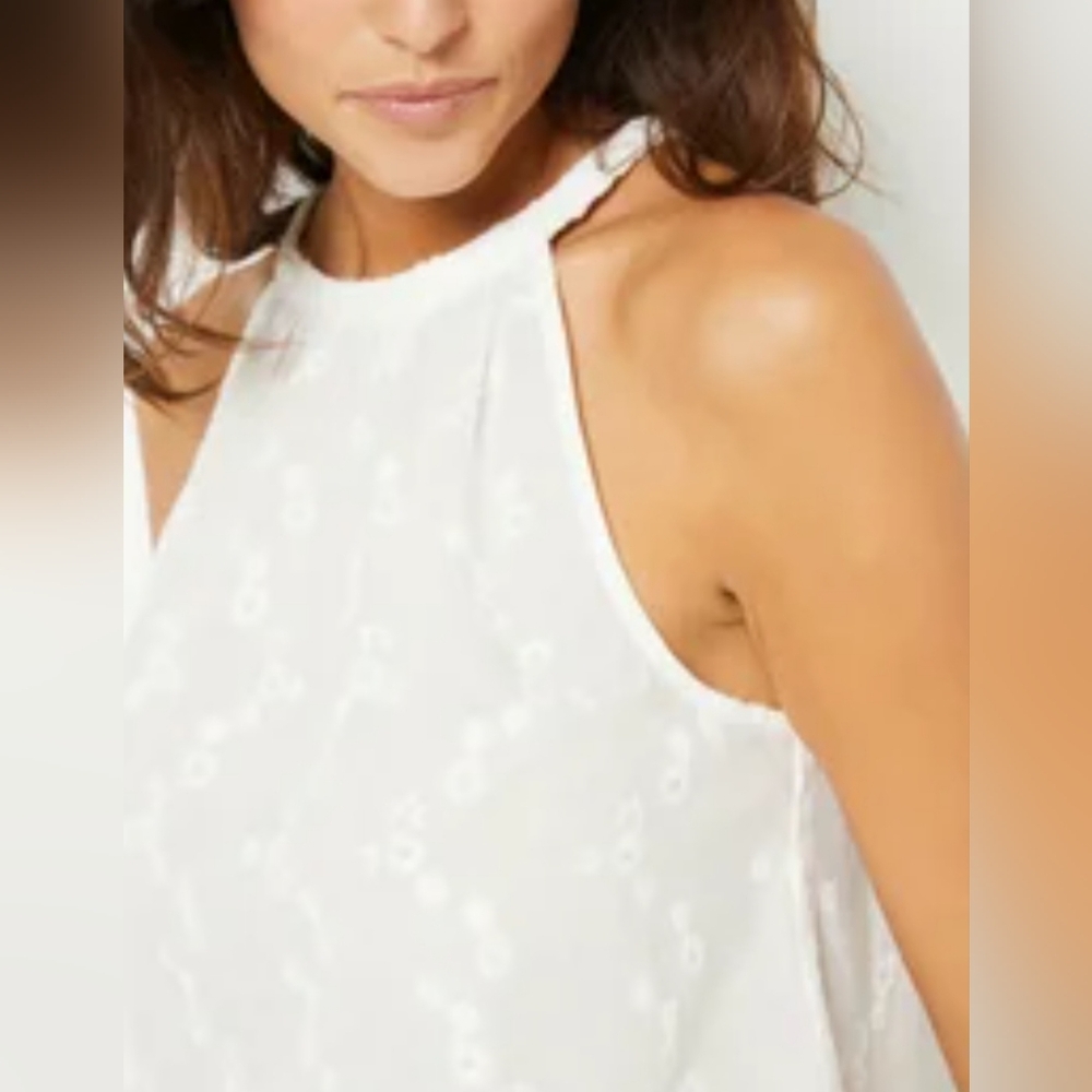 Mustard Seed from BUCKLE Elegant CreamWhite EMBROIDERED  Halter Top Size L